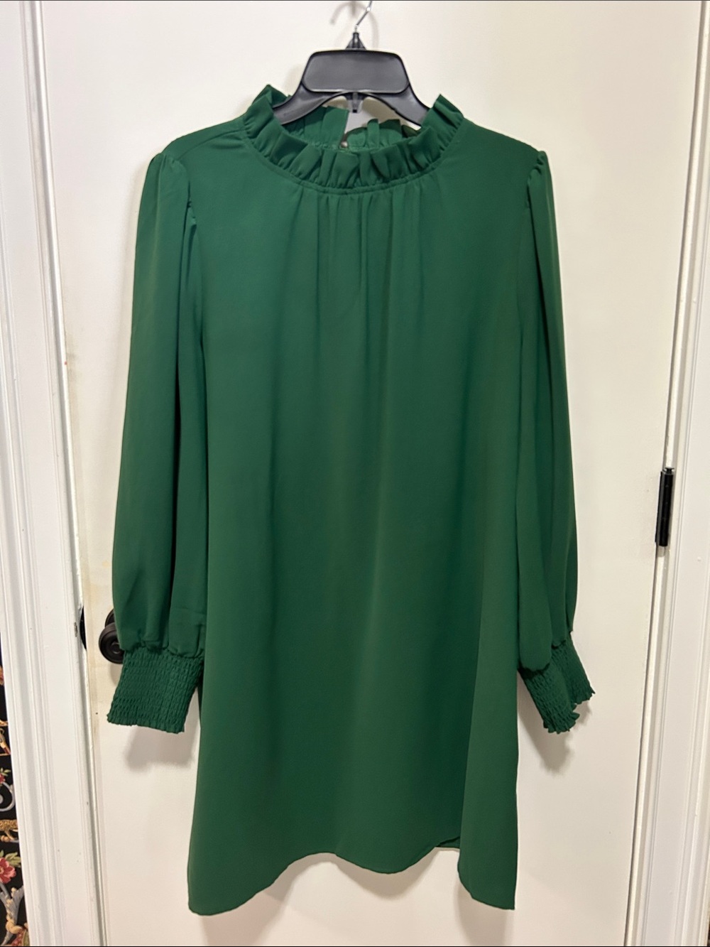 JODIFL Emerald Green Long Sleeve Ruffle-Neck Dress